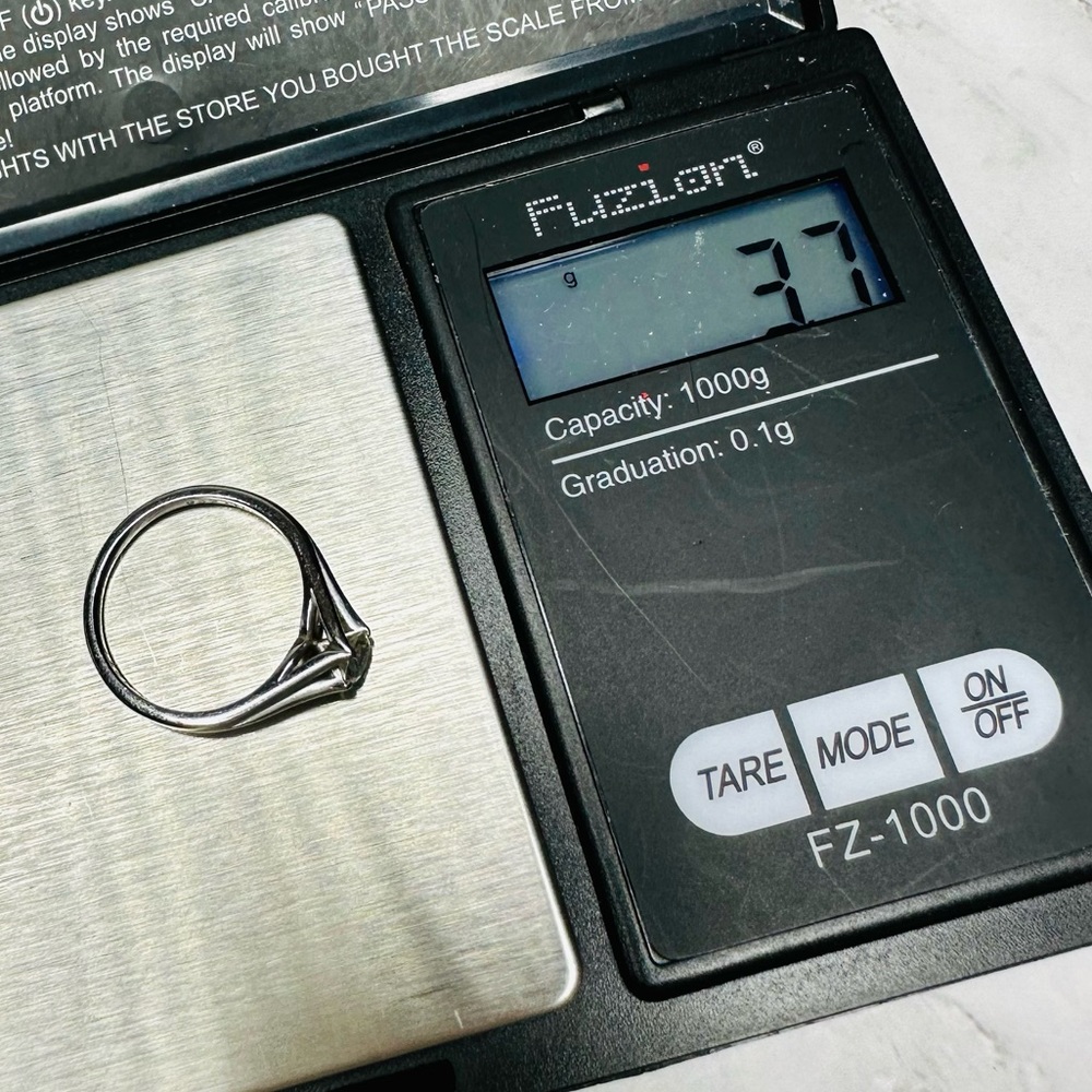 EUC Christian Dior PT900 Platinum .50 ct Diamond Ring - Picture 16 of 17